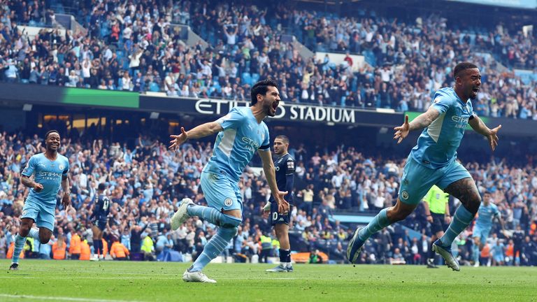 Gundogan celebrates scoring the third goal with Gabriel Jesus 