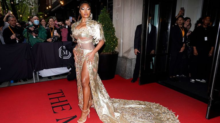 Megan Thee Stallion departs The Mark Hotel prior to attending The Metropolitan Museum of Art&#39;s Costume Institute benefit gala celebrating the opening of "In America: An Anthology of Fashion" on Monday, May 2, 2022, in New York. (Photo by Charles Sykes/Invision/AP)
PIC:AP