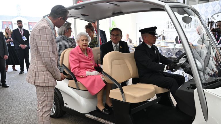 Queen Elizabeth II sitting in a buggy during a visit by members of the royal family to the RHS Chelsea Flower Show 2022, at the Royal Hospital Chelsea, in London. Picture date: Monday May 23, 2022.
