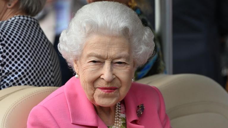 Queen Elizabeth II sitting in a buggy during a visit by members of the royal family to the RHS Chelsea Flower Show 2022, at the Royal Hospital Chelsea, in London. Picture date: Monday May 23, 2022.
