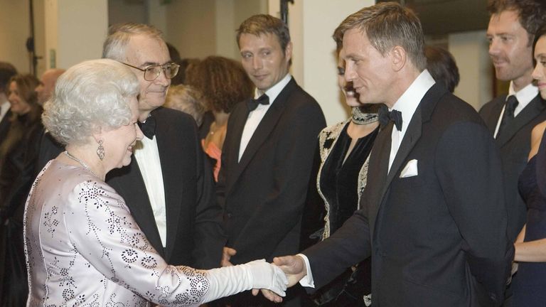 The Queen meets James Bond star Daniel Craig at a premiere in November 2006