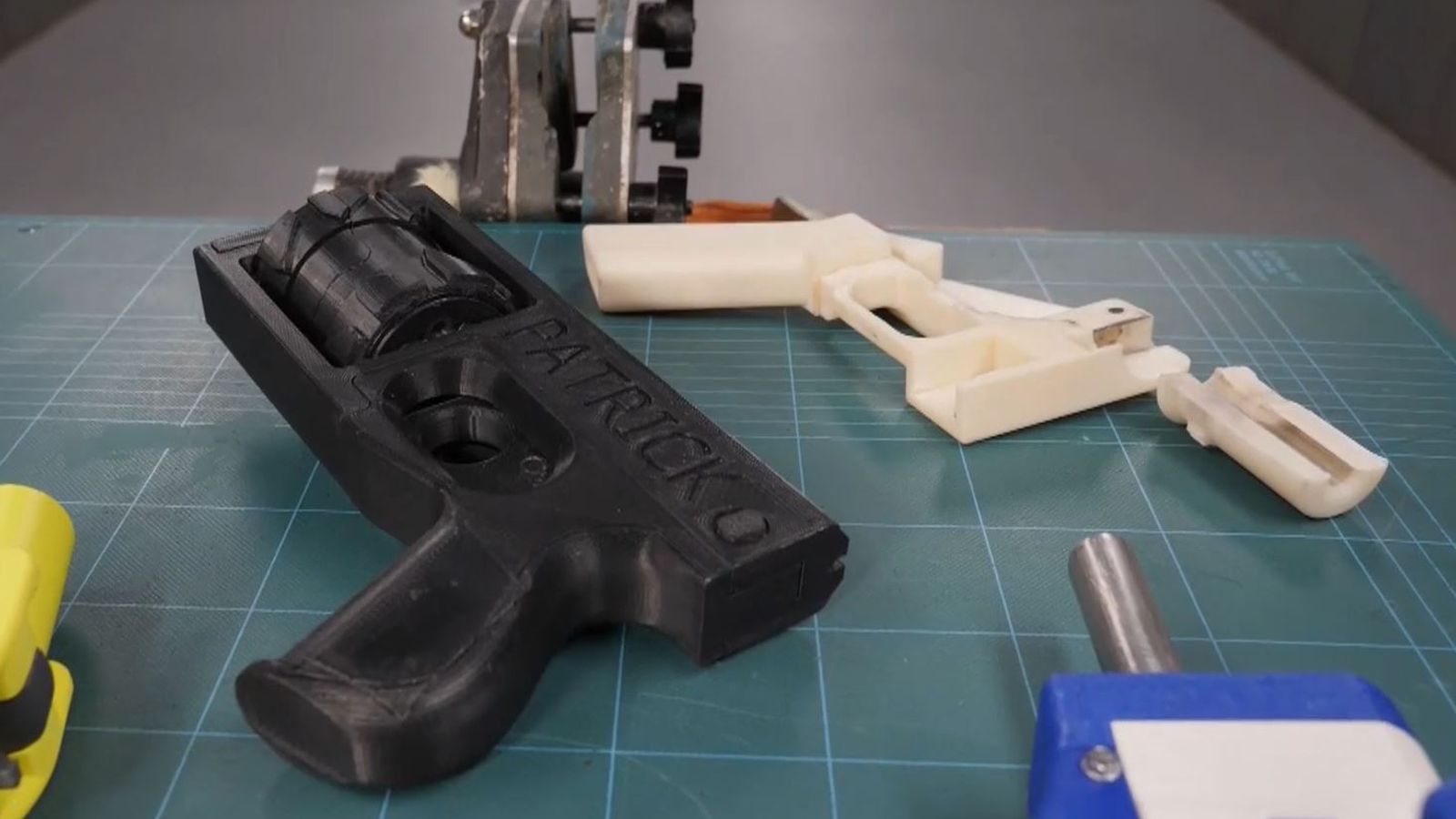 3D-printed guns are appearing on British streets - and the police are ...