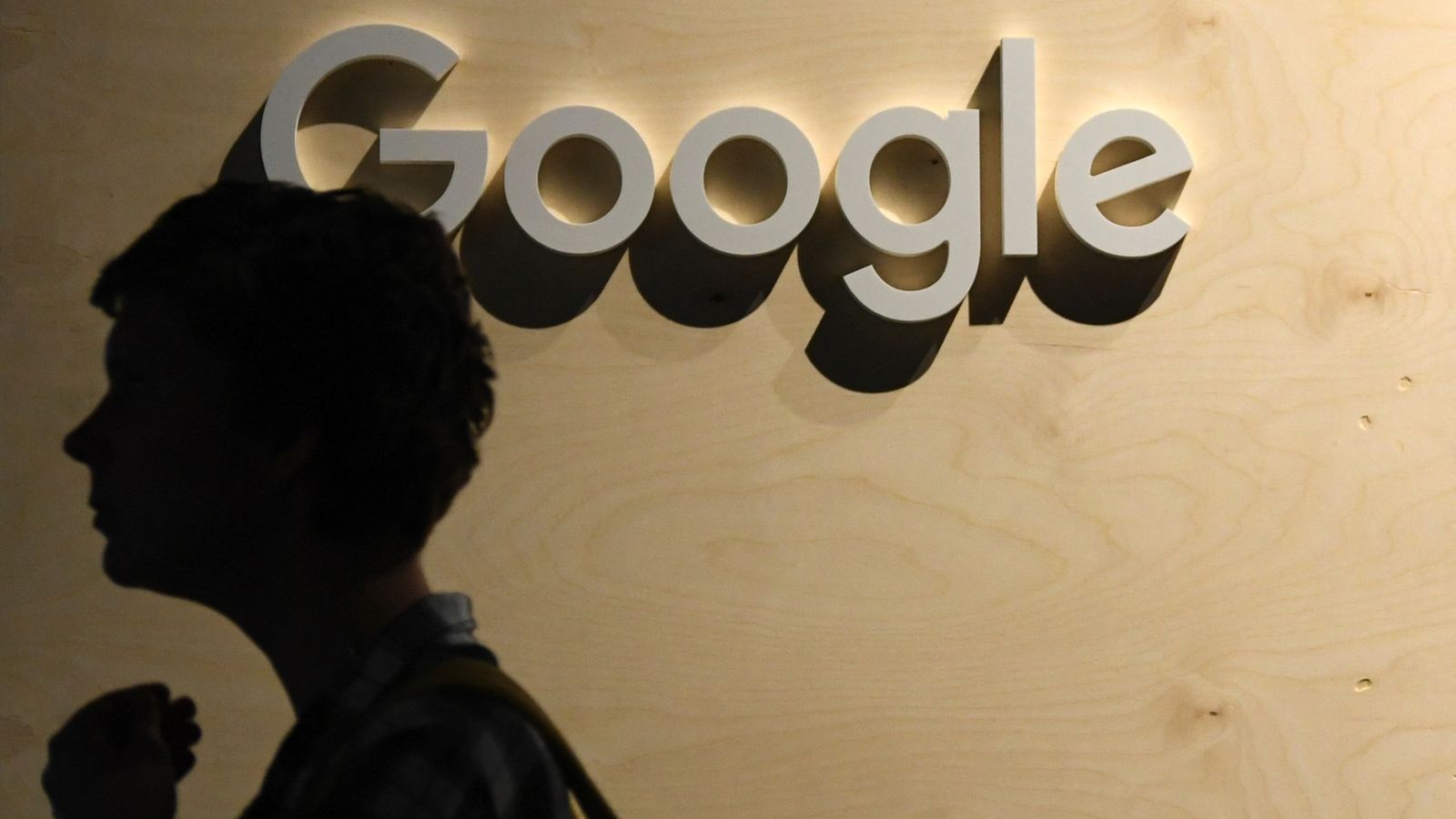 Инженер Google ушел в отпуск после того, как заявил, что чат-бот может выражать мысли и чувства |  новости науки и техники