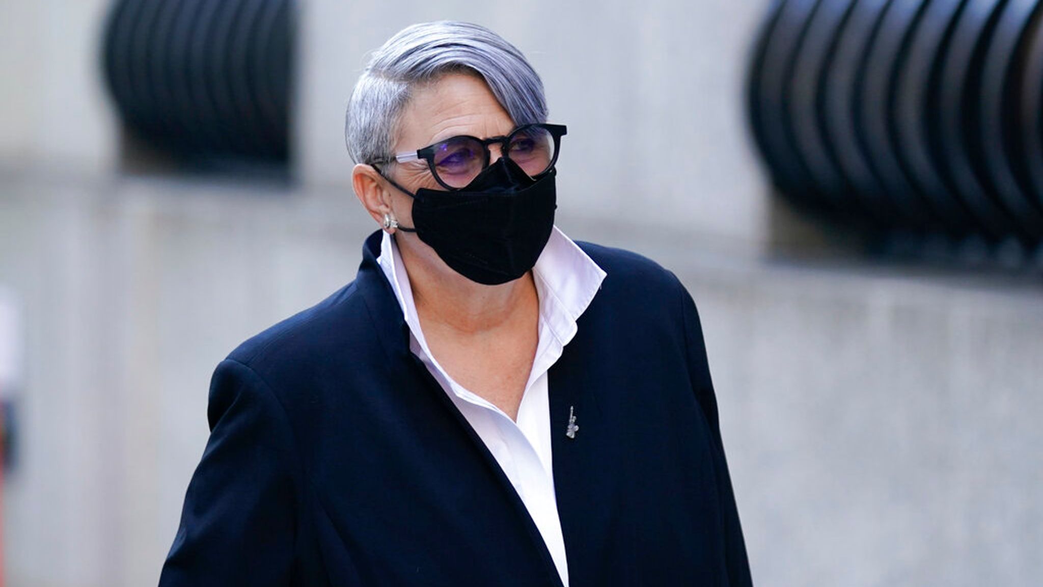 Ghislaine Maxwell Sentencing: Jeffrey Epstein's Former Partner ...