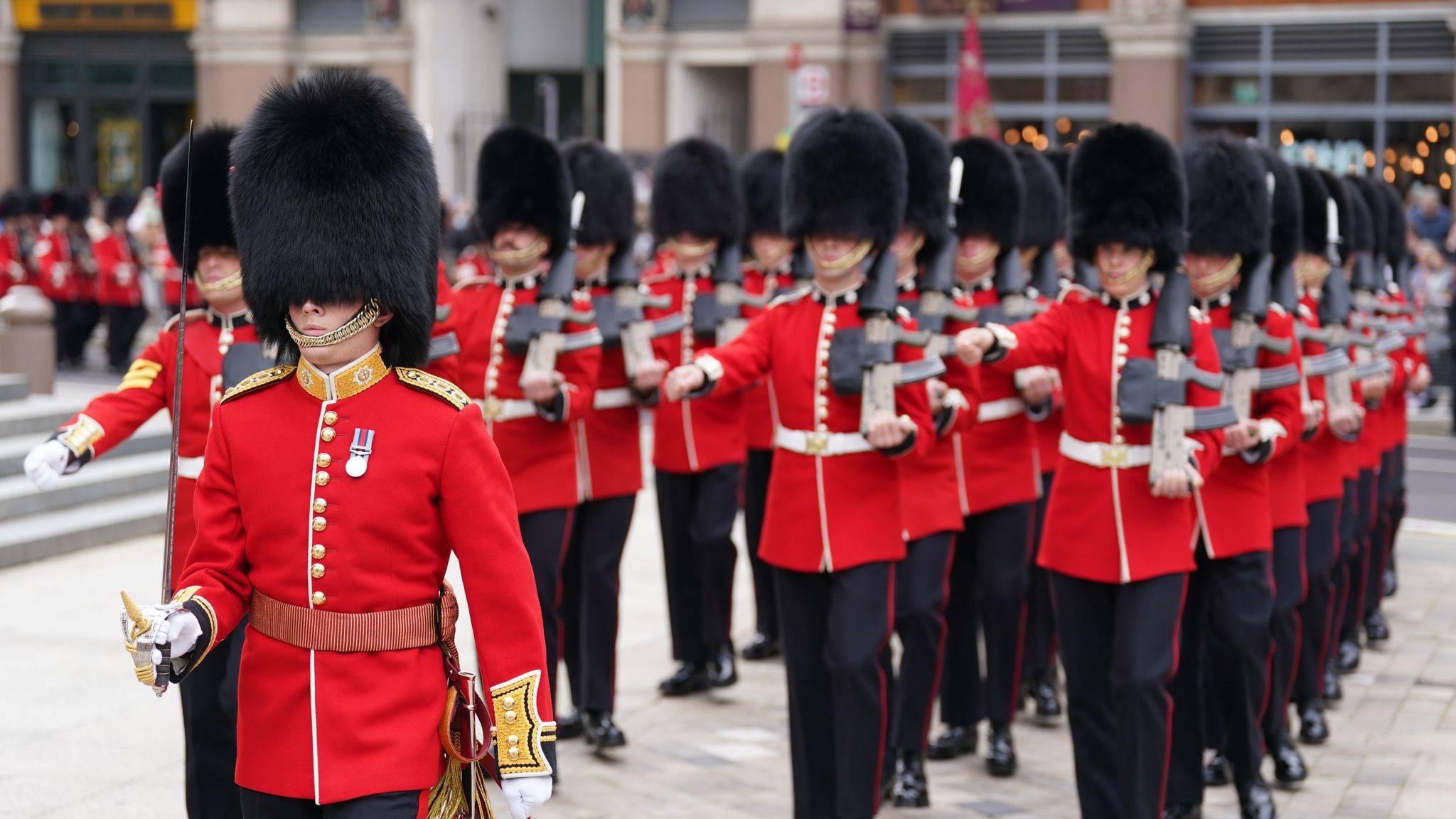 Who was at the Queen's Jubilee service of thanksgiving? Royal Family ...