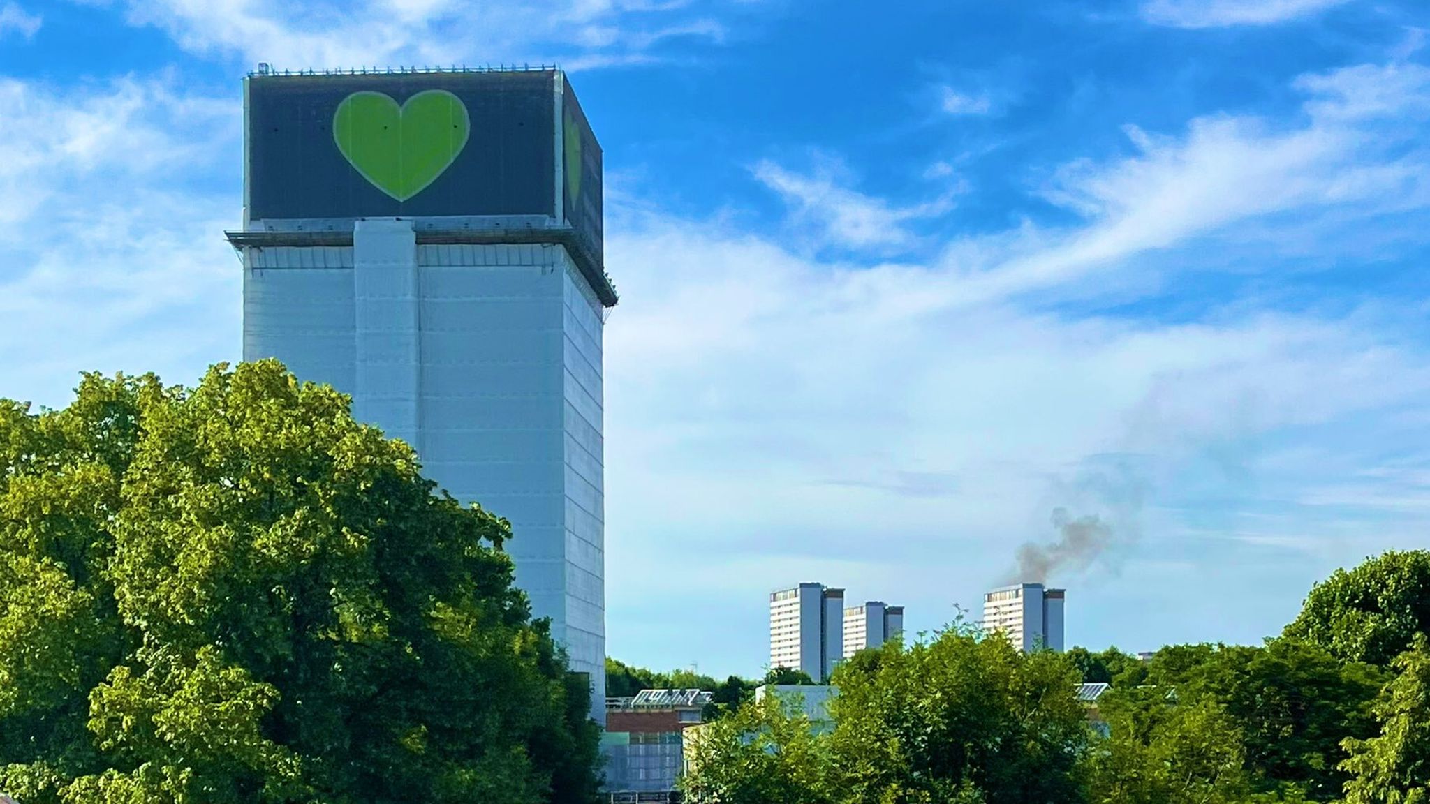 fire-at-high-rise-flats-near-grenfell-tower-in-shepherd-s-bush-believed