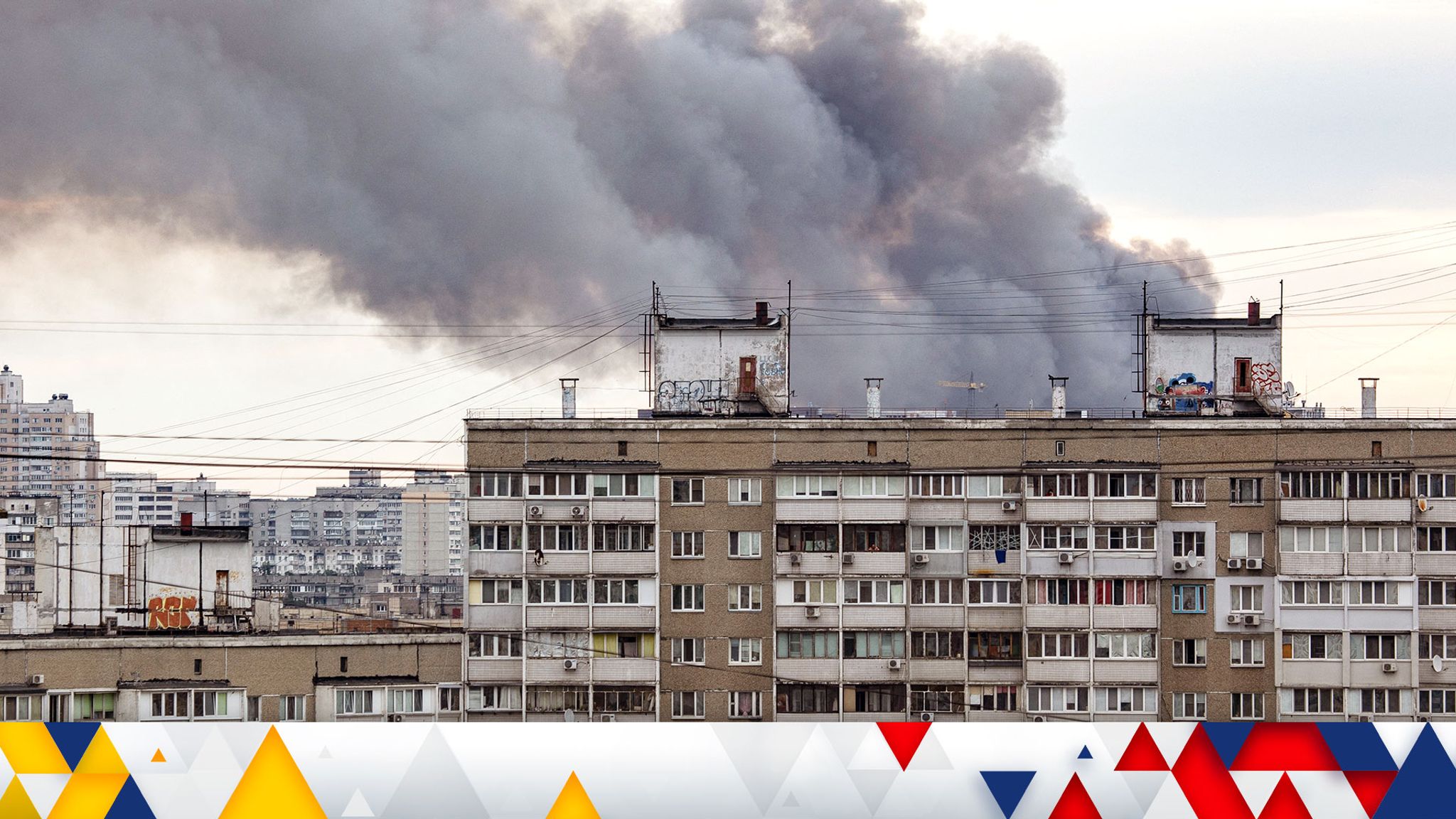 Ukraine war: Explosions rock Kyiv overnight as Ukrainian forces counter attack in Severodonetsk | World News | Sky News