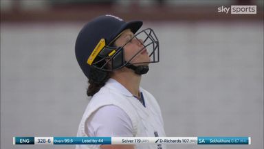 Davidson-Richards out to final ball of the day!