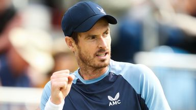 Murray beats O'Connell to reach second round in Stuttgart