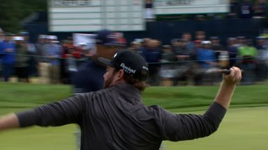 Murray launches putter after triple bogey... then snaps club!