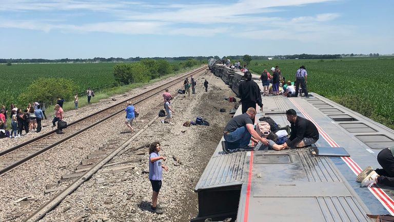 Passengers injured after Amtrak train travelling from Los Angeles to Chicago derails in Missouri. Pic: @cloudmarooned/Twitter