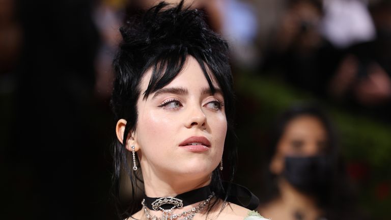 Billie Eilish llegó a la Met Gala de Nueva York el mes pasado