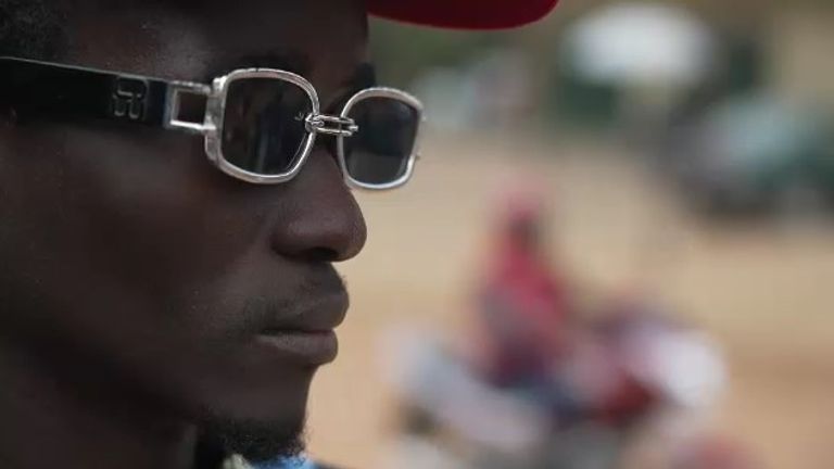 Gilbert, Burundi'den bir mülteci. 
