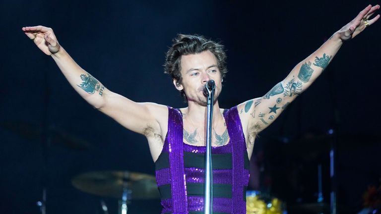 Harry Styles performing on the main stage during the BBC Radio 1&#39;s Big Weekend at the War Memorial Park in Coventry. Picture date: Sunday May 29, 2022.
