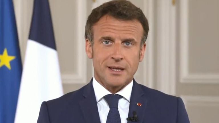 French President Emmanuel Macron sends a Jubilee message to the Queen