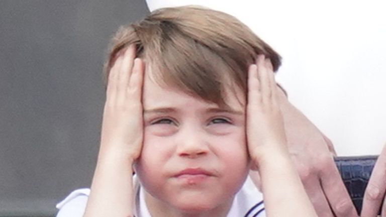 Prince Louis on the balcony of Buckingham Palace, to watch the Platinum Jubilee celebrations, on day one of the Platinum Jubilee celebrations.  Date taken: Thursday, June 2, 2022.