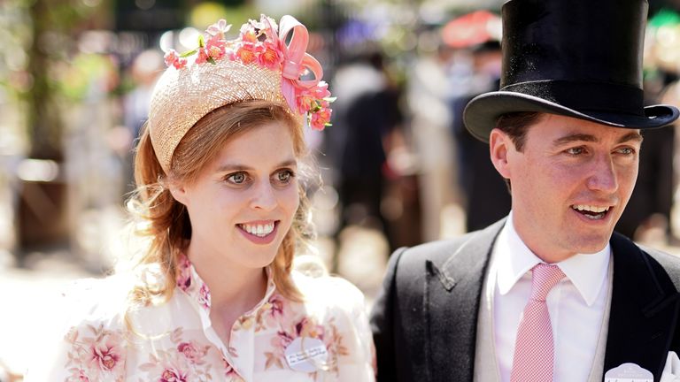 Princess Beatrice and Edoardo Mapelli Mozzi arriving ahead of day one of Royal Ascot at Ascot Racecourse. Picture date: Tuesday June 14, 2022.