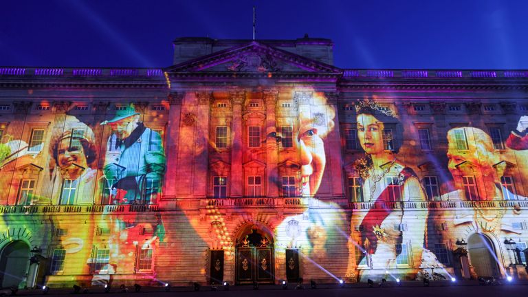 Projections displayed on the front of Buckingham Palace during The Lighting Of The Principal Beacon at Buckingham Palace, London, on day one of the Platinum Jubilee celebrations. Over 3,000 towns, villages and cities throughout the UK, Channel Islands, Isle of Man and UK Overseas Territories, and each of the capital cities of Commonwealth countries are lighting beacons to mark the Jubilee. Picture date: Thursday June 2, 2022.
