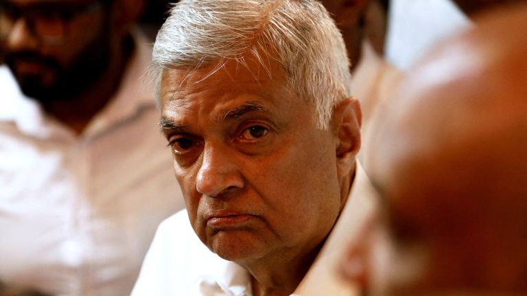 Sri Lankan Prime Minister Ranil Wickremesinghe arrives at a Buddhist temple after his swearing-in ceremony amid the country&#39;s economic crisis, in Colombo, Sri Lanka, May 12, 2022. REUTERS/Dinuka Liyanawatte/File Photo/File Photo