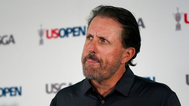 Mickelson faces questions on 9/11, legacy and being booed