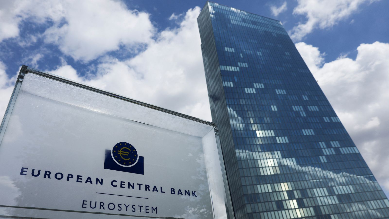 La BCE relève ses taux de 75 points de base sans précédent |  Actualité économique
