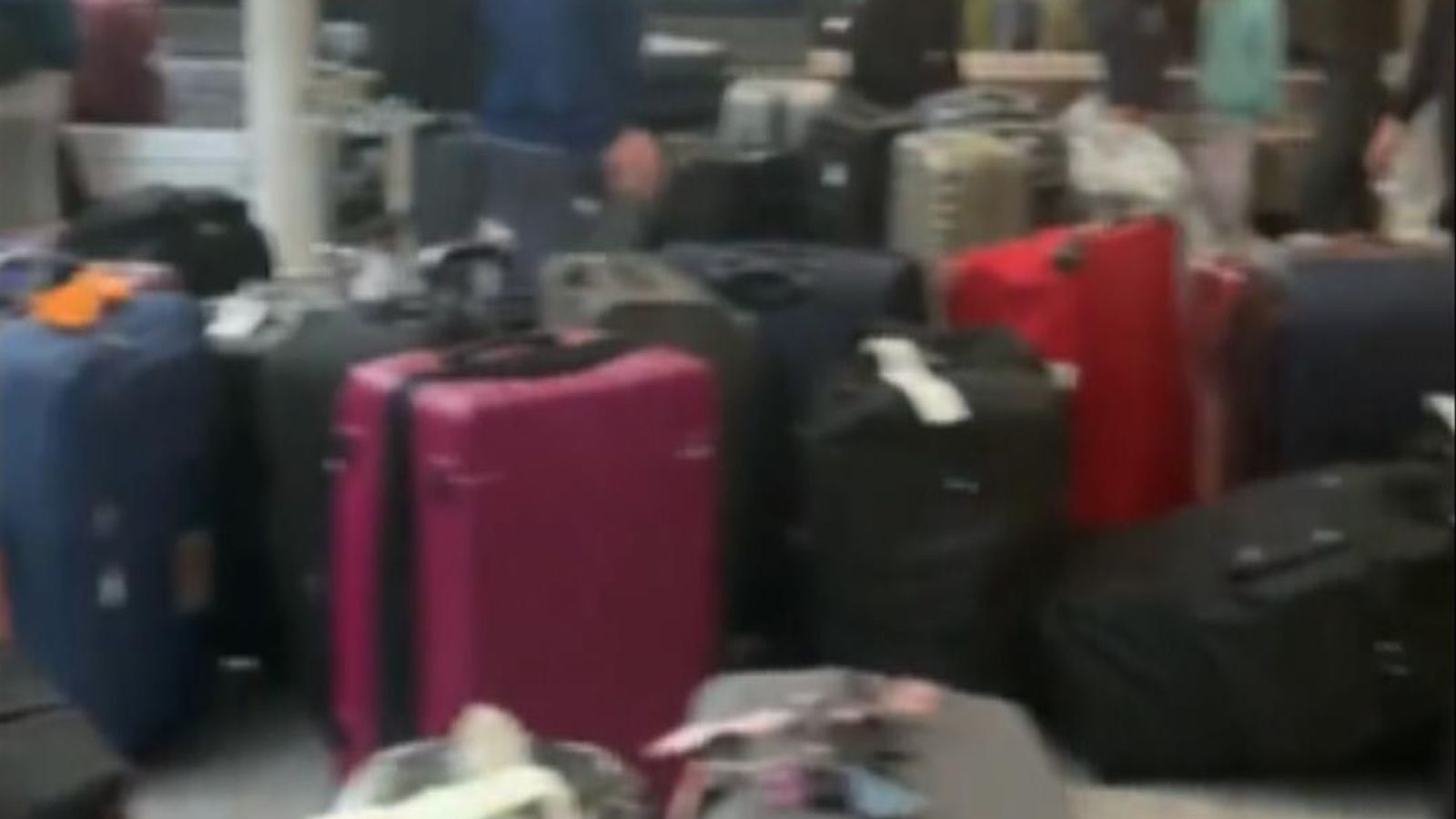 Heathrow Luggage 'chaos' Amid Ongoing Travel Disruptions | UK News ...