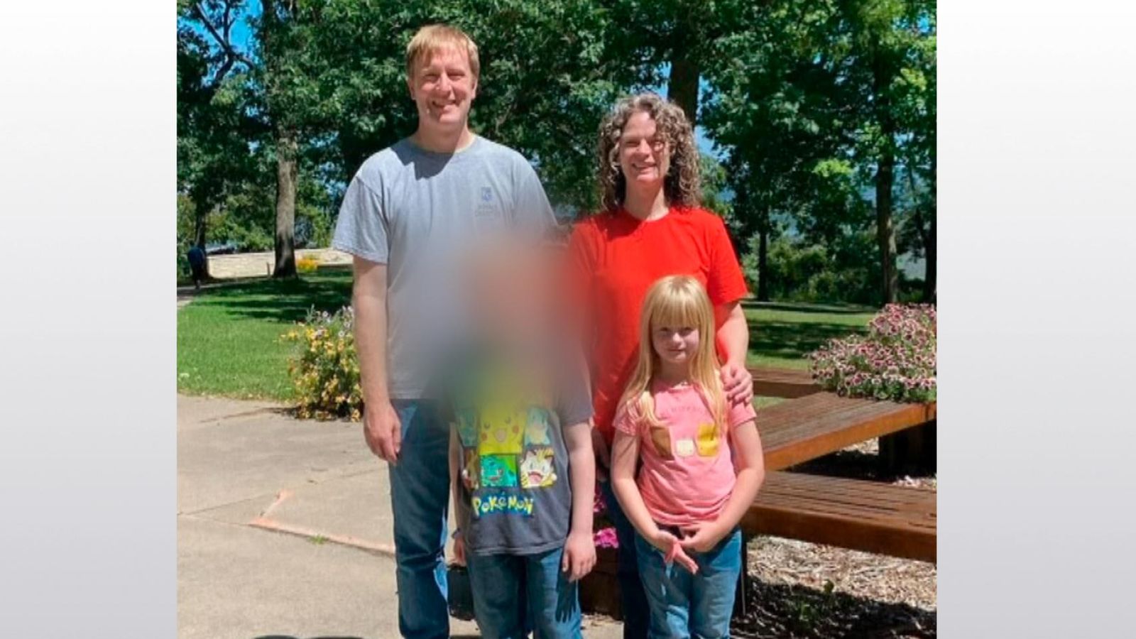 Sixyearold girl and her parents shot dead in 'random' Iowa camp site