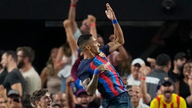 Raphinha wins pre-season Clasico for Barca with stunning goal!