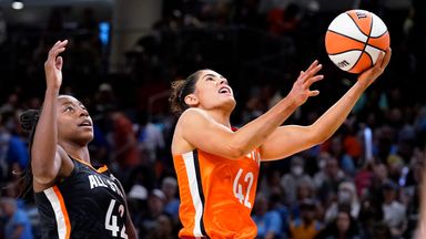 梅在追平WNBA全明星纪录后被评为最有价值球员