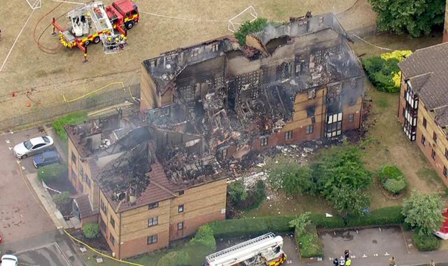 Firefighters tackle 'major gas explosion' in Bedford as emergency services warn public to keep windows and doors shut - Vimarsana News