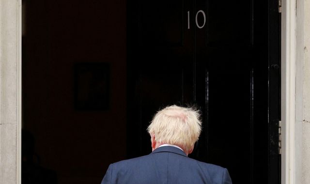 Replacing Boris Johnson must be done 'properly, but quickly', says cabinet minister James Cleverly - Vimarsana News