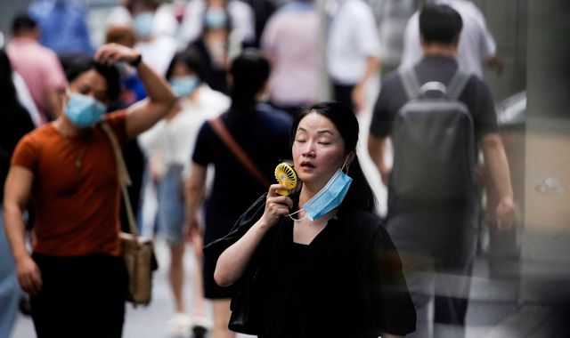 China faces 40C heatwave as officials warn national demand for air conditioning will be 'severe test' - Vimarsana News