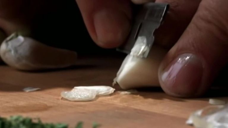 Paul Sorvino&#39;s famous razor garlic slice. GoodFellas.