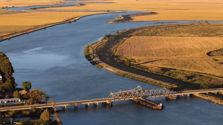 An aerial view of the Sacramento San Joaquin River Delta. California water officials have proposed redesigning two water diversion tunnels planned for the Delta, away from several small towns along the Sacramento River. Picture taken September 3, 2013. 