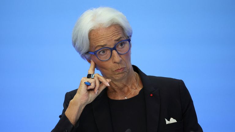 President of the European Central Bank (ECB) Christine Lagarde attends a news conference following the ECB&#39;s monetary policy meeting, in Frankfurt, Germany, July 21, 2022. REUTERS/Wolfgang Rattay
