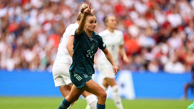 Lina Magull scores Germany&#39;s first goal