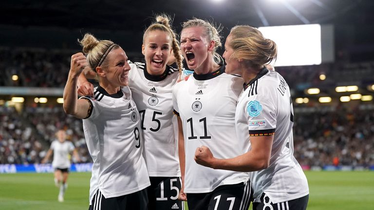 Germany&#39;s Alexandra Popp celebrates scoring her second goal of the game against France