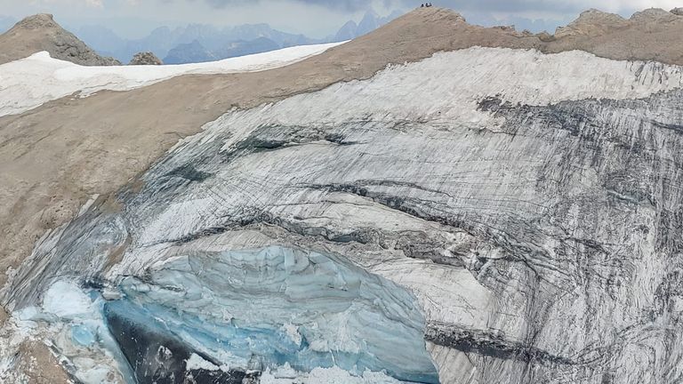The glacier collapsed, leaving at least 10 people dead