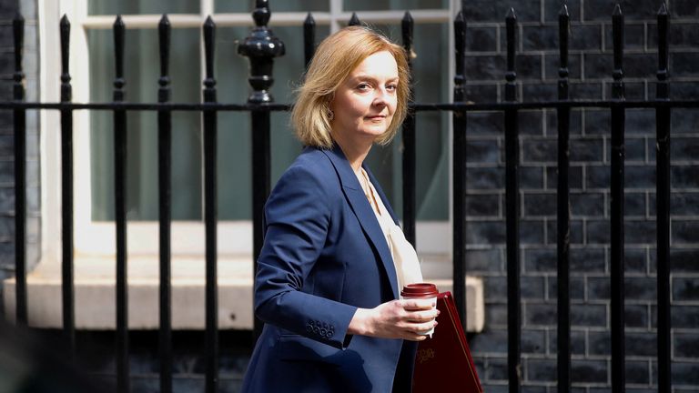  Liz Truss arrives ahead of a weekly cabinet meeting at 10 Downing Street