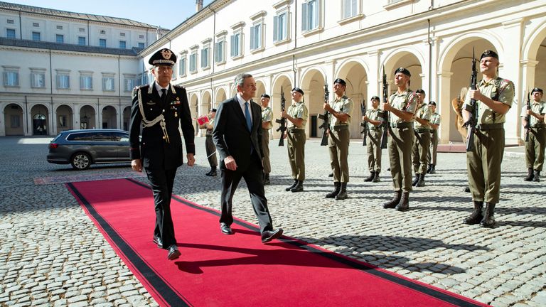 Italy&#39;s Prime Minister Mario Draghi arrives at the Quirinale presidential palace to meet with Italy&#39;s President Sergio Mattarella, in Rome, Italy July 21, 2022. Francesco Ammendola/Italian Presidential Palace/Handout via REUTERS THIS IMAGE HAS BEEN SUPPLIED BY A THIRD PARTY
