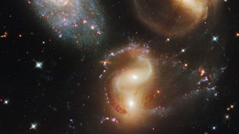 Stephan&#39;s Quintet. Pic: NASA