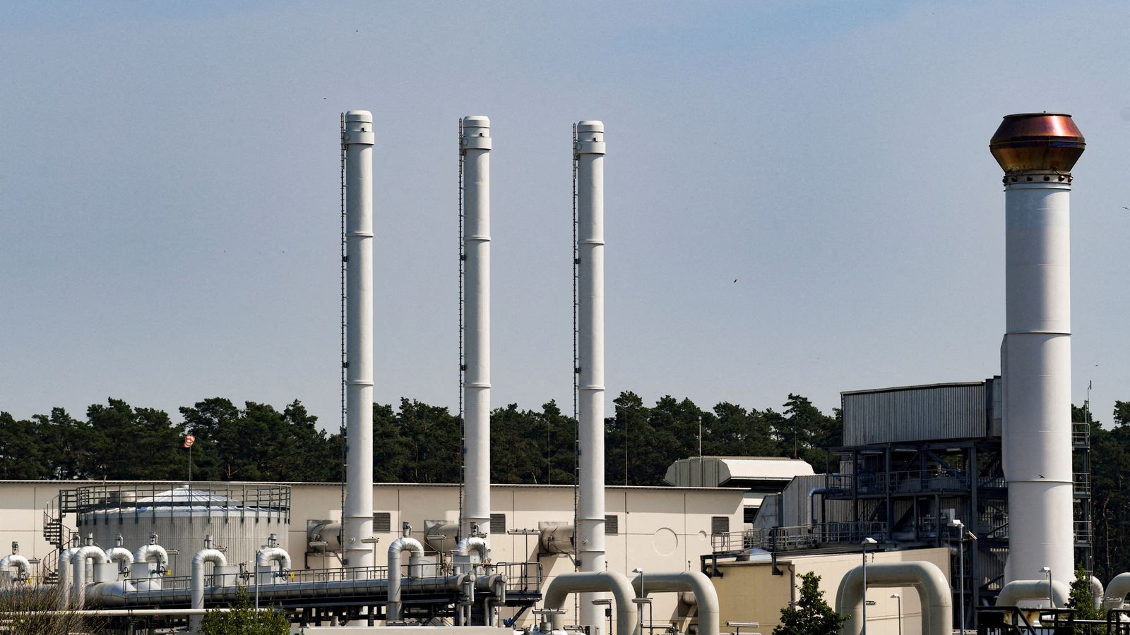 Germany To Miss Gas Storage Target Amid Warnings Of Winter Shortages ...