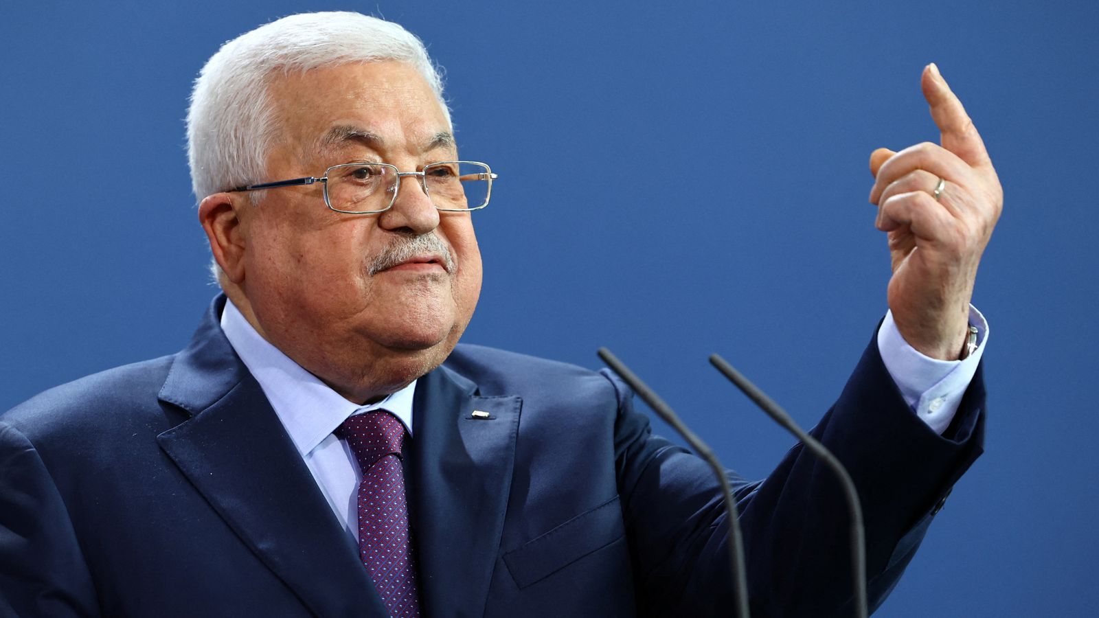 Le président palestinien Mahmoud Abbas suscite la colère après avoir accusé Israël de “50 holocaustes” lors d’une conférence de presse en Allemagne |  Nouvelles du monde