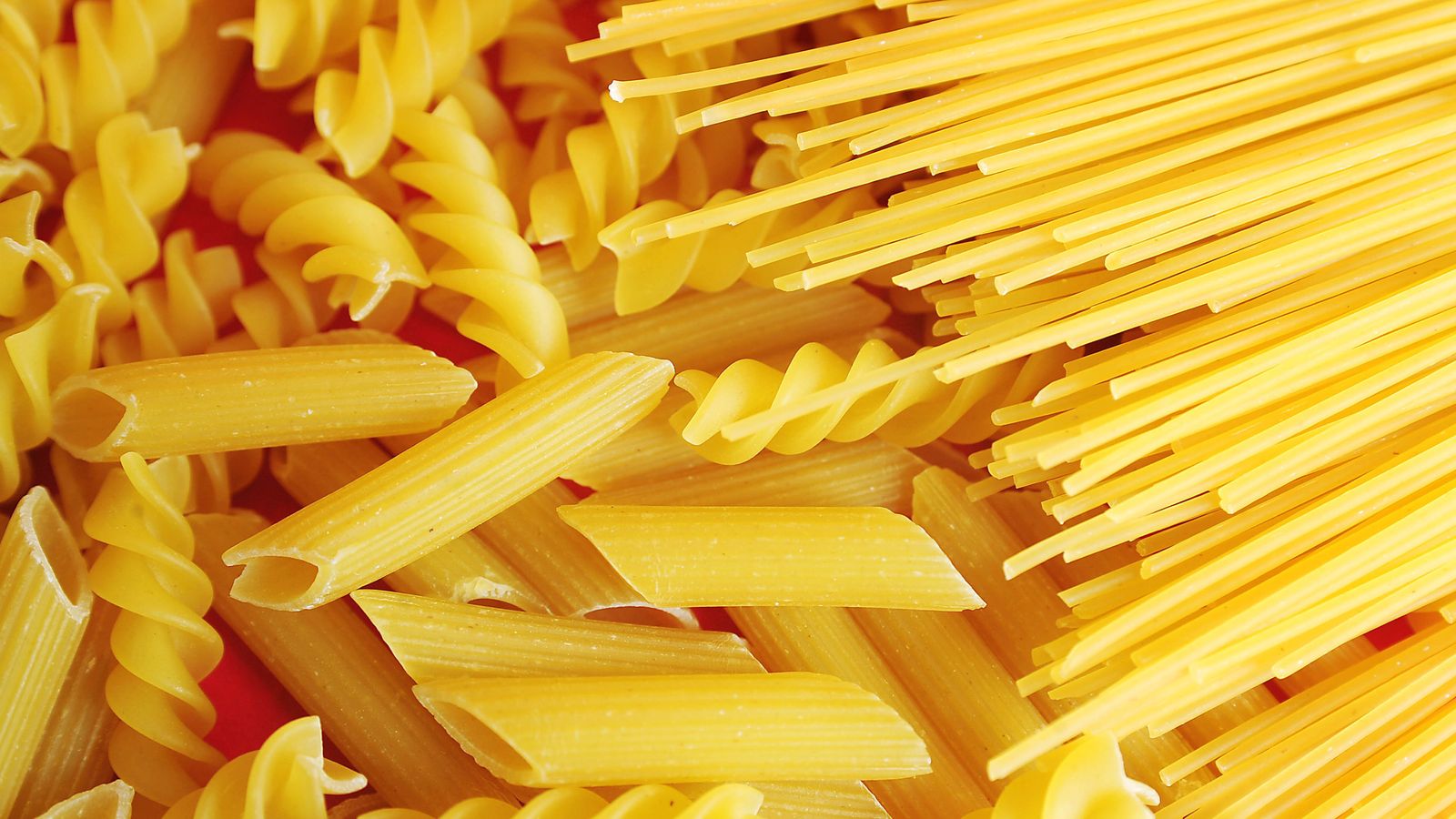 Italy holds summit as pasta price soars | World News | Sky News