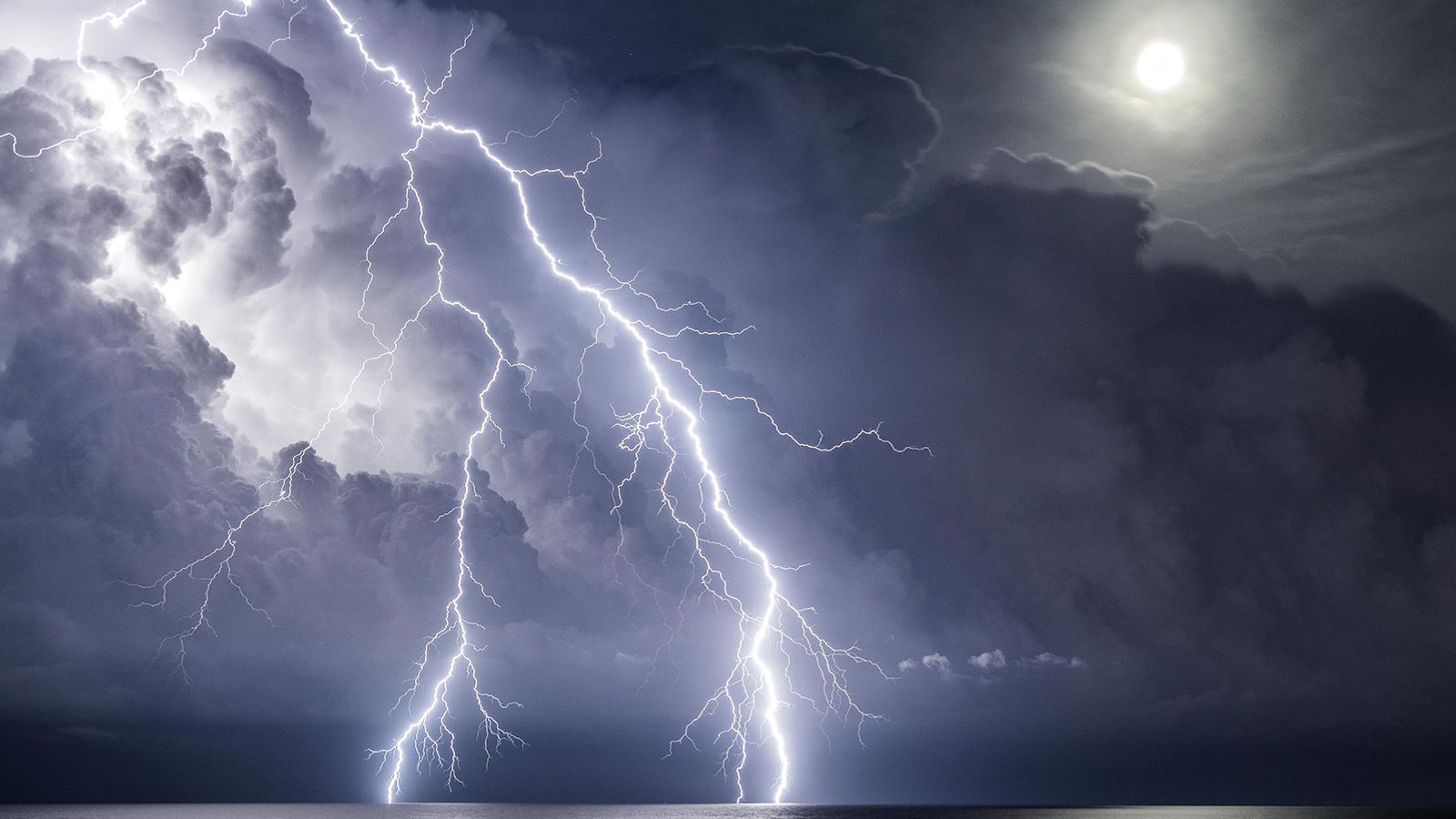 From stunning sunsets to shocking lightning - shortlist for best ...