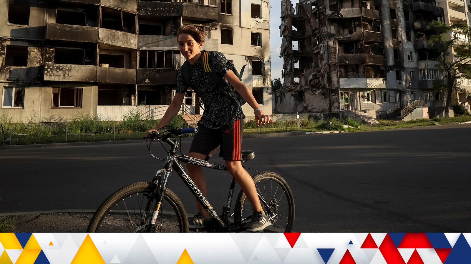 Ukraine Live News Holes In Zaporizhzhia Plant Roof Amid Fears Of Nuclear Disaster World News Sky News