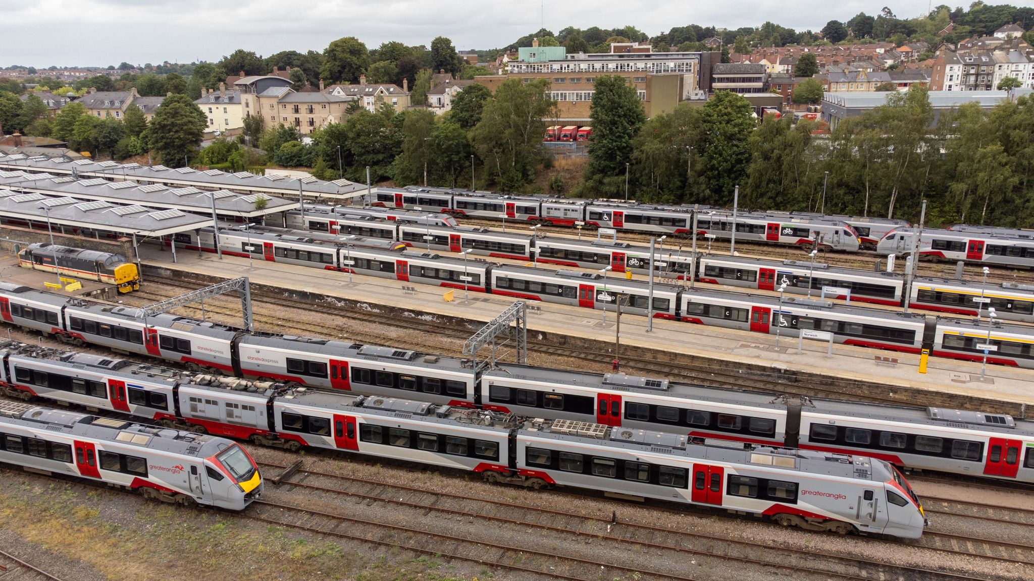 Striking to halt the Tory Great Train Robbery