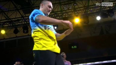 Wow! Usyk stuns crowd with superb coin trick