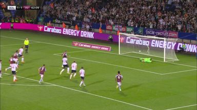 Ings scores penalty to put Aston Villa in front