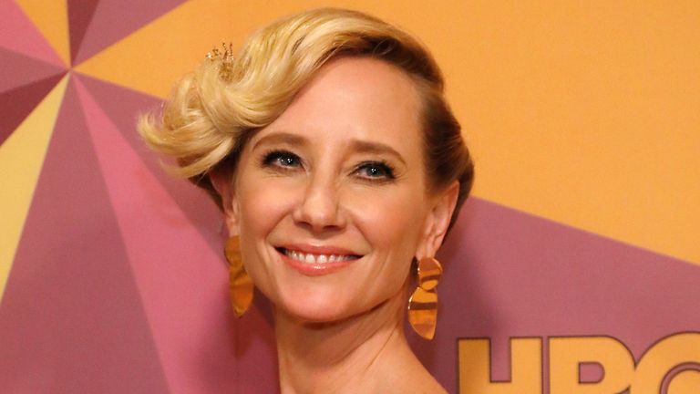 Anne Heche blood tests show ‘signs of narcotics’ as actress is ‘not expected to survive’ crash